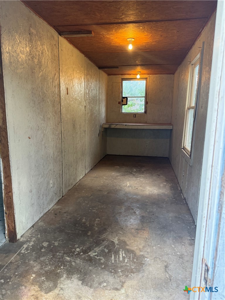 611 Flintstone Drive Property Photo 22