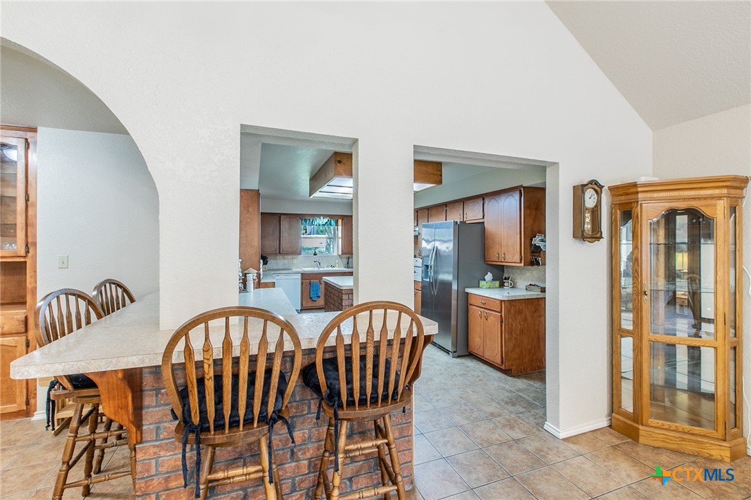 1505 N Beal Street Property Photo 9