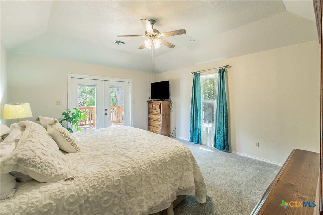 1505 N Beal Street Property Photo 11