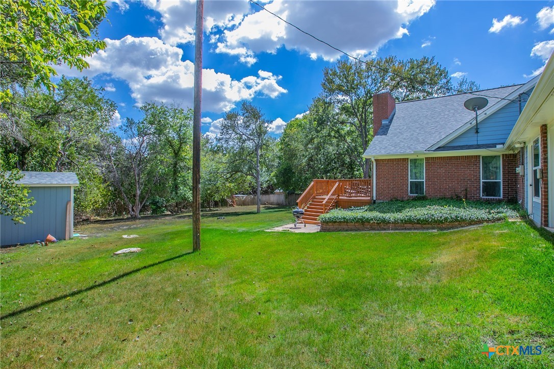 1505 N Beal Street Property Photo 29