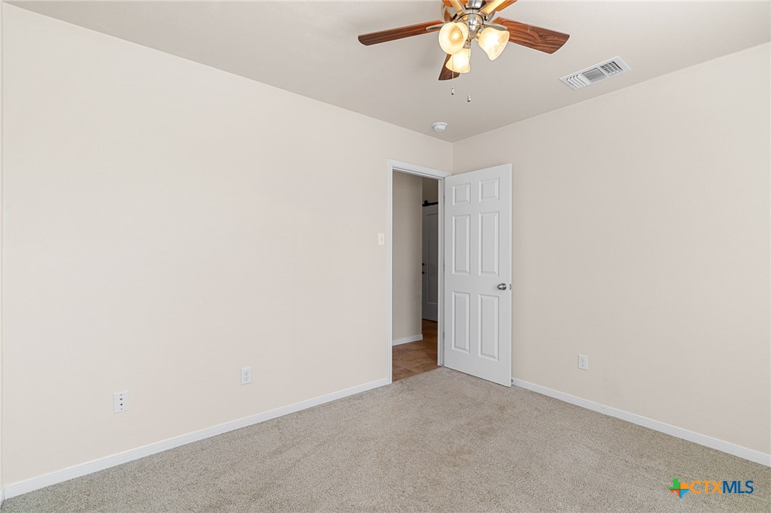 428 Parkfield Lane Property Photo 25