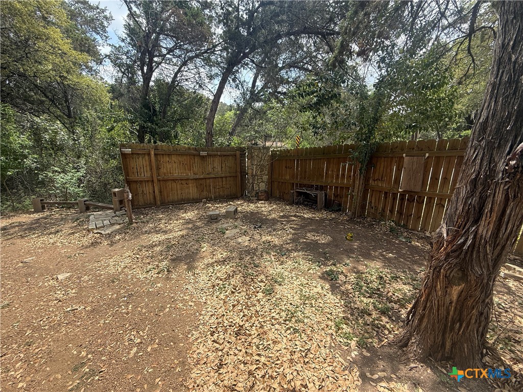 41170 Fm 3159 301 Property Photo 9
