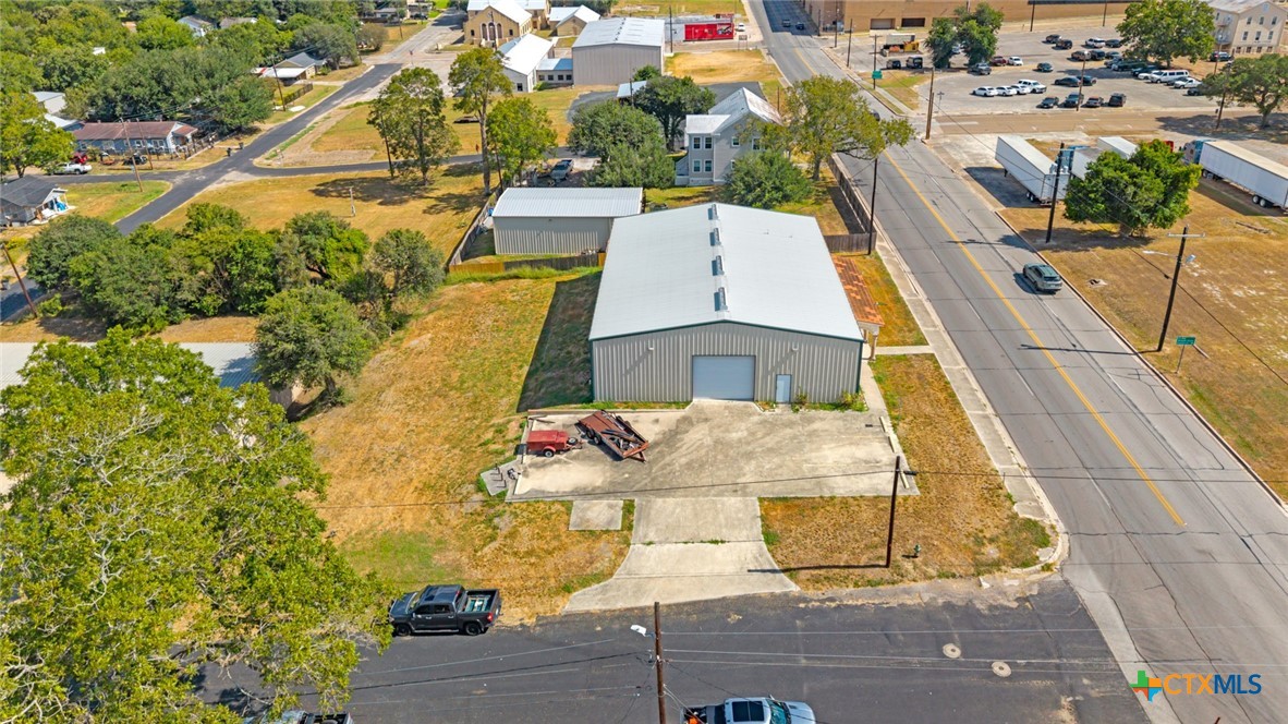 207 S Moody Street Property Photo 11