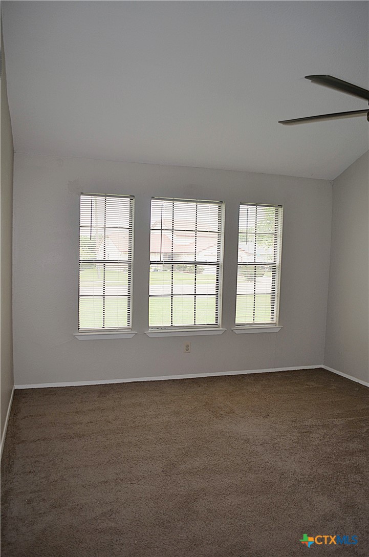 4312 Creekside Drive Property Photo 17