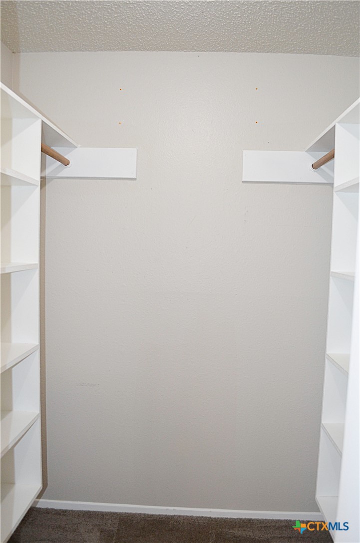 4312 Creekside Drive Property Photo 23