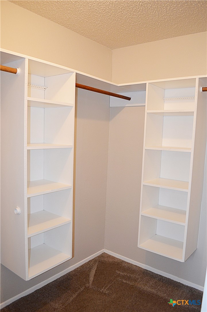 4312 Creekside Drive Property Photo 24
