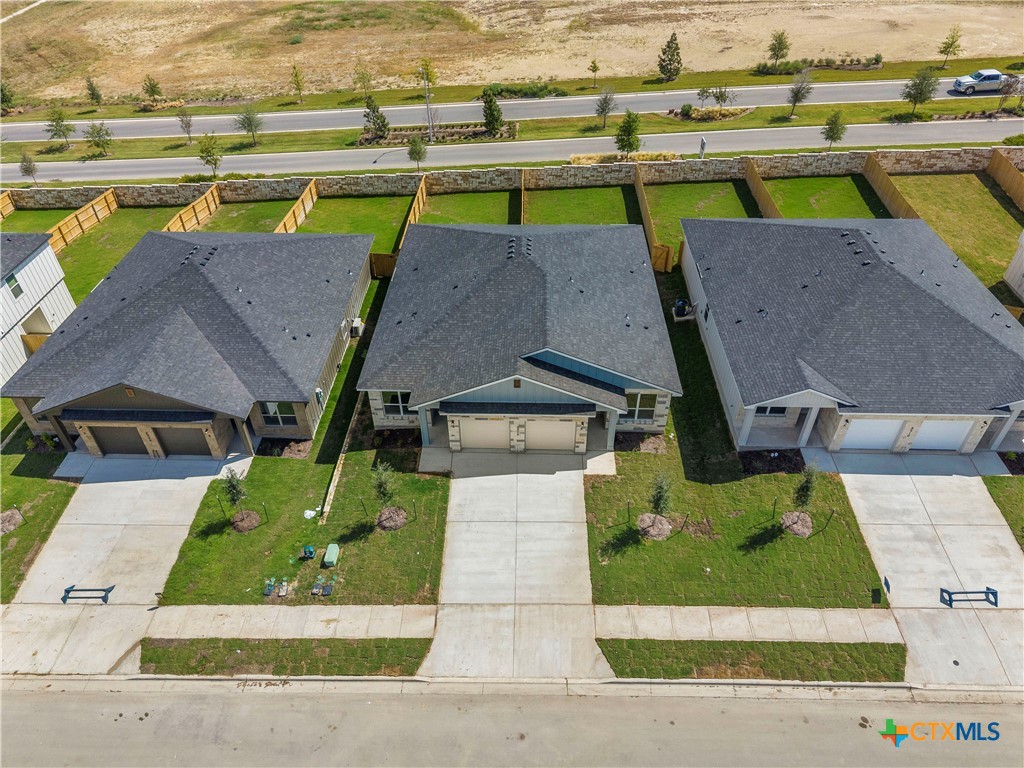8908 Little Leaf Mulberry Drive Property Photo 7