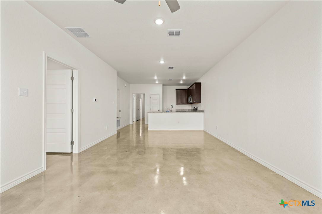 8908 Little Leaf Mulberry Drive Property Photo 12
