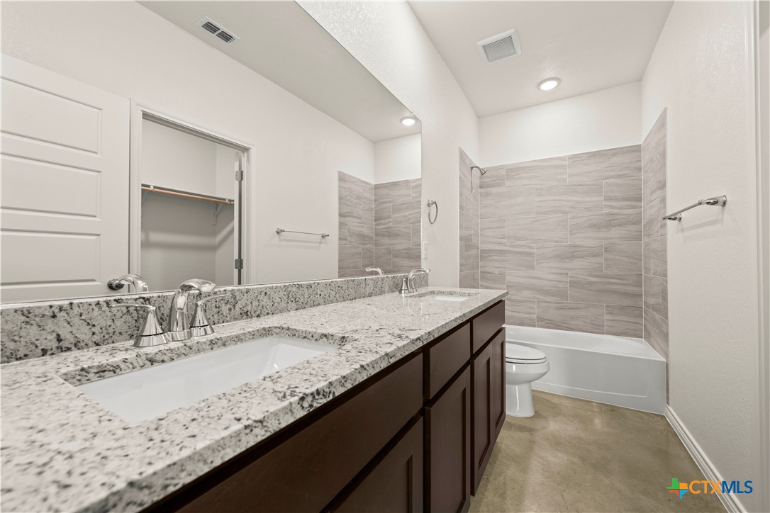 8908 Little Leaf Mulberry Drive Property Photo 16