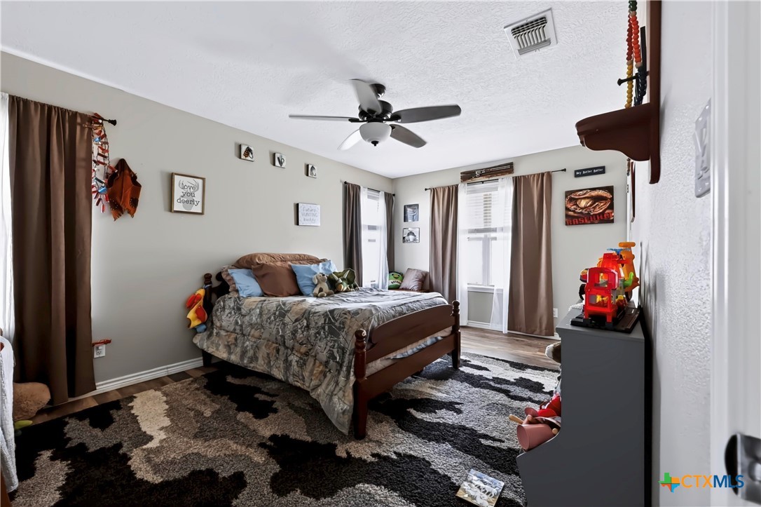 4800 Petter Rainosek Loop Property Photo 15
