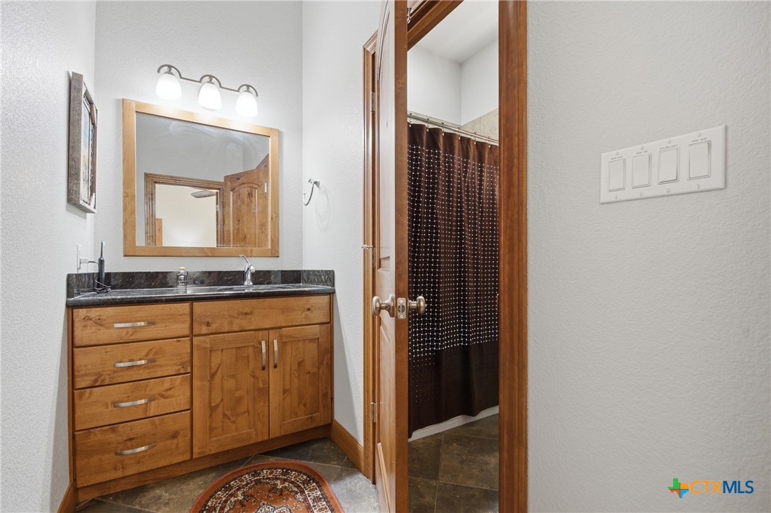 432 Creekwood Drive Property Photo 23