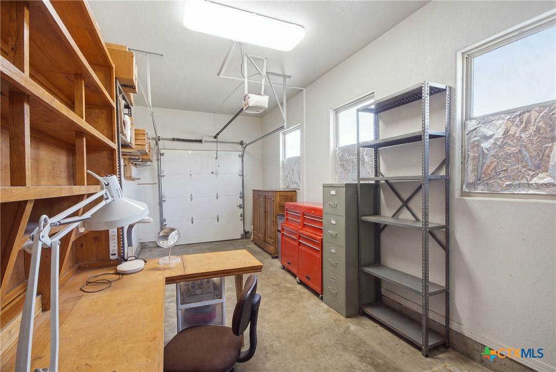 432 Creekwood Drive Property Photo 35