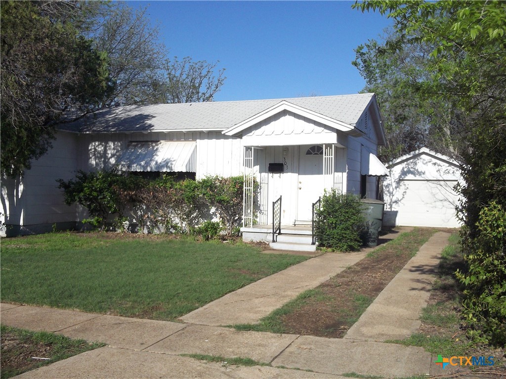 303 Cloud Street Property Photo 1