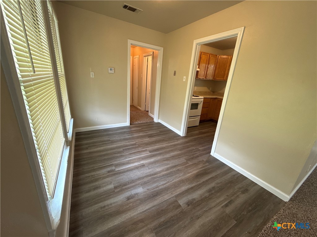 303 Cloud Street Property Photo 3