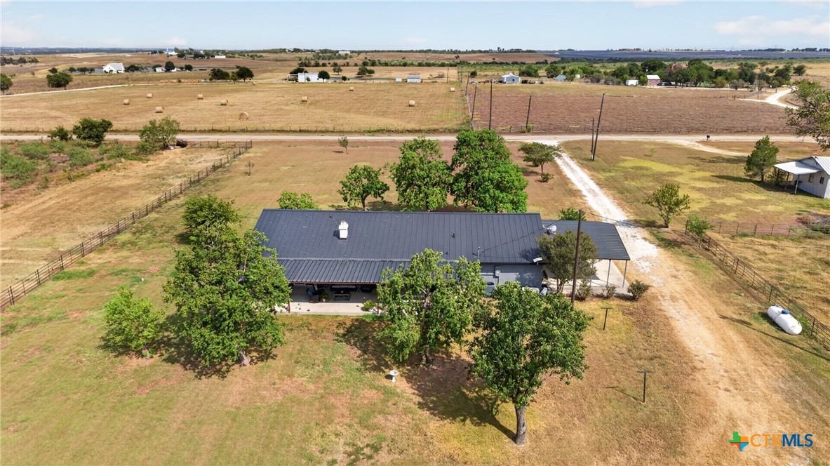 5048 Shaw Road Property Photo 8