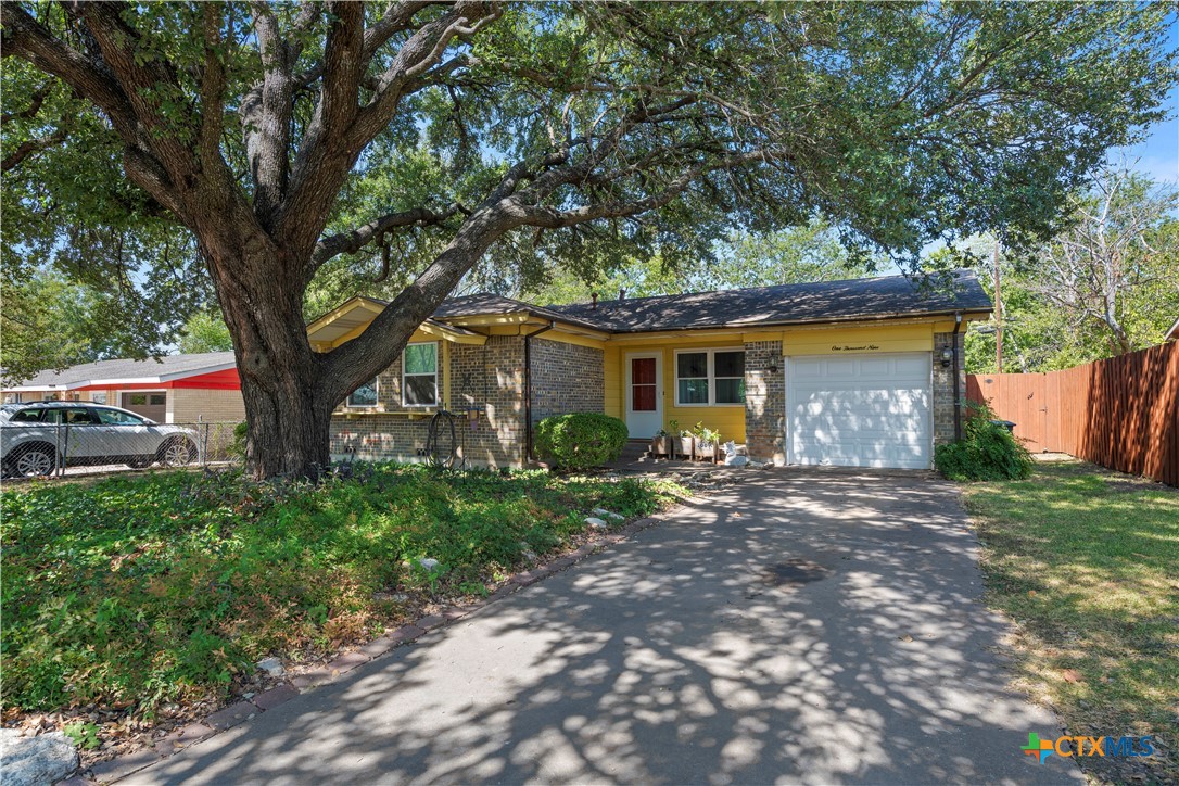 1009 Cedar Drive Property Photo 2
