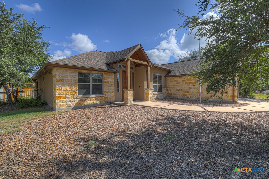 1184 Summit Bluff Property Photo 2