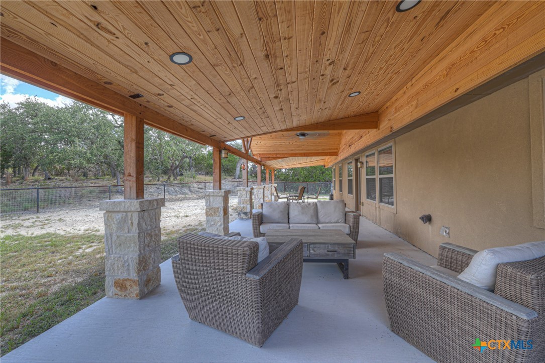 1184 Summit Bluff Property Photo 27