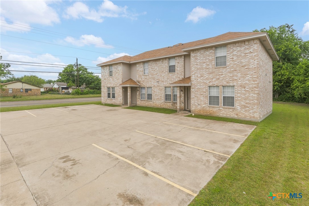 5701 Redstone Drive A Property Photo 3