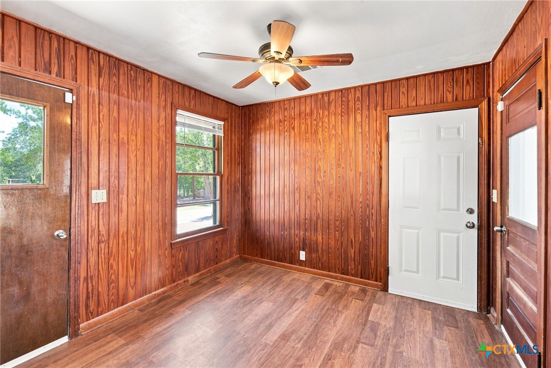312 S Wilson Avenue Property Photo 24