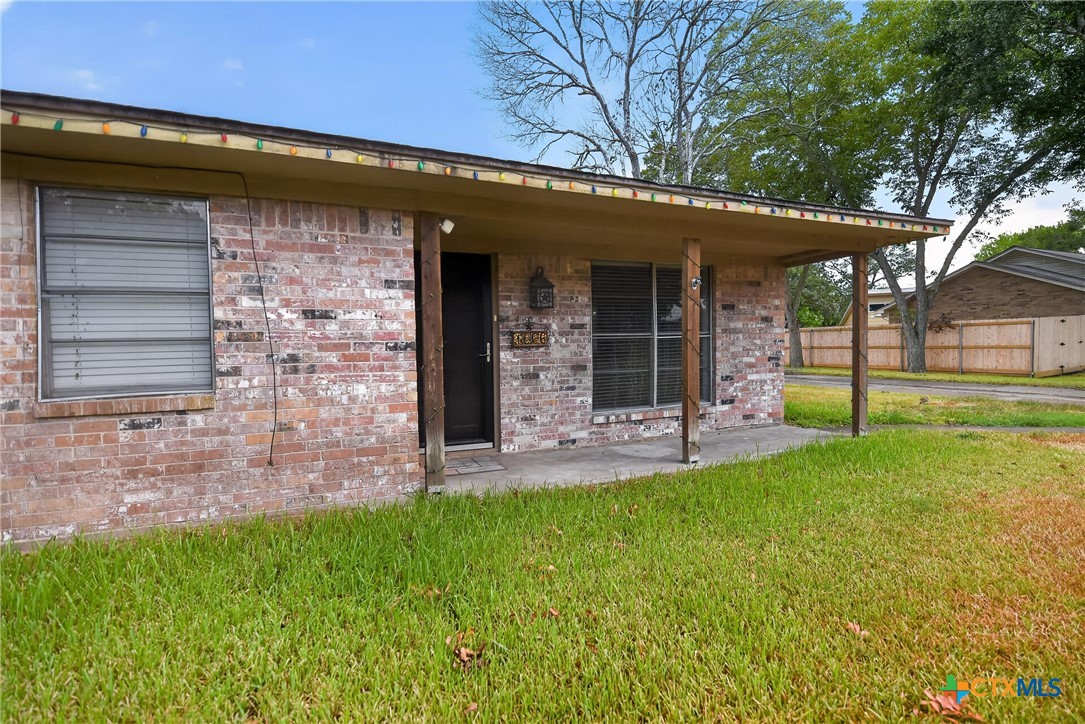 1006 S 2nd Street Property Photo 5