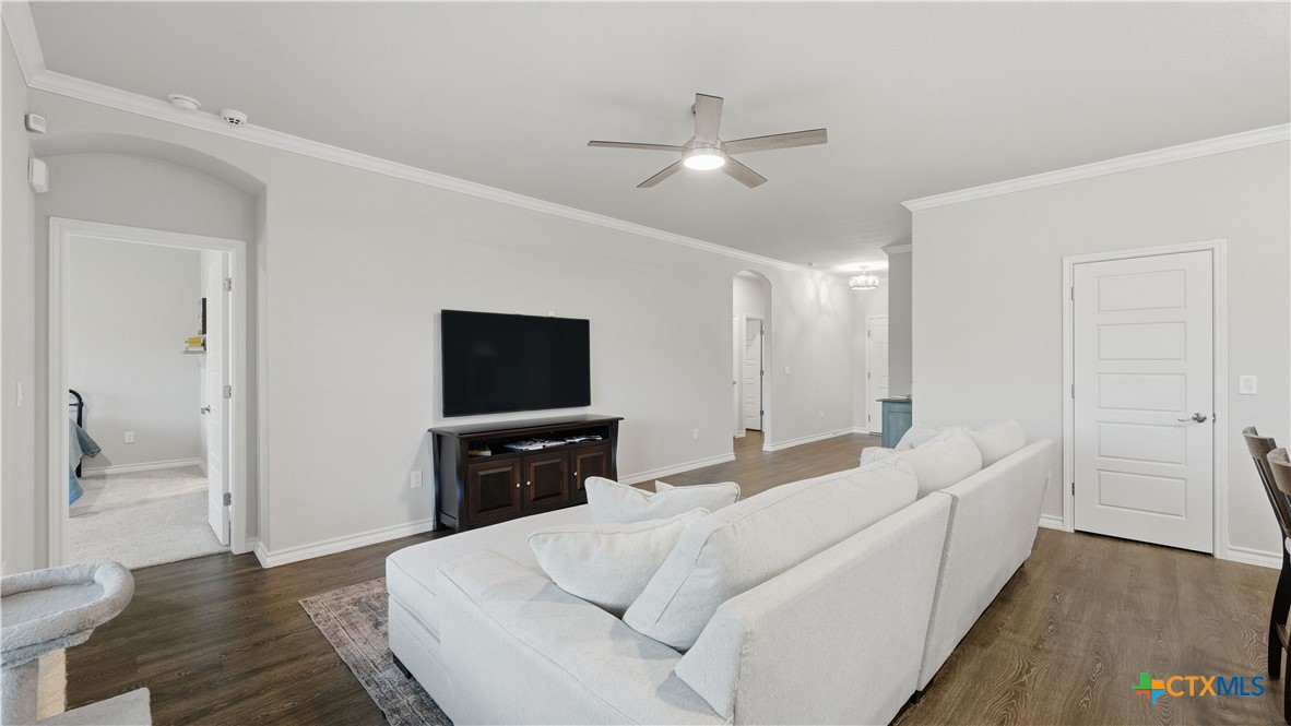 266 Rolling Hills Property Photo 7