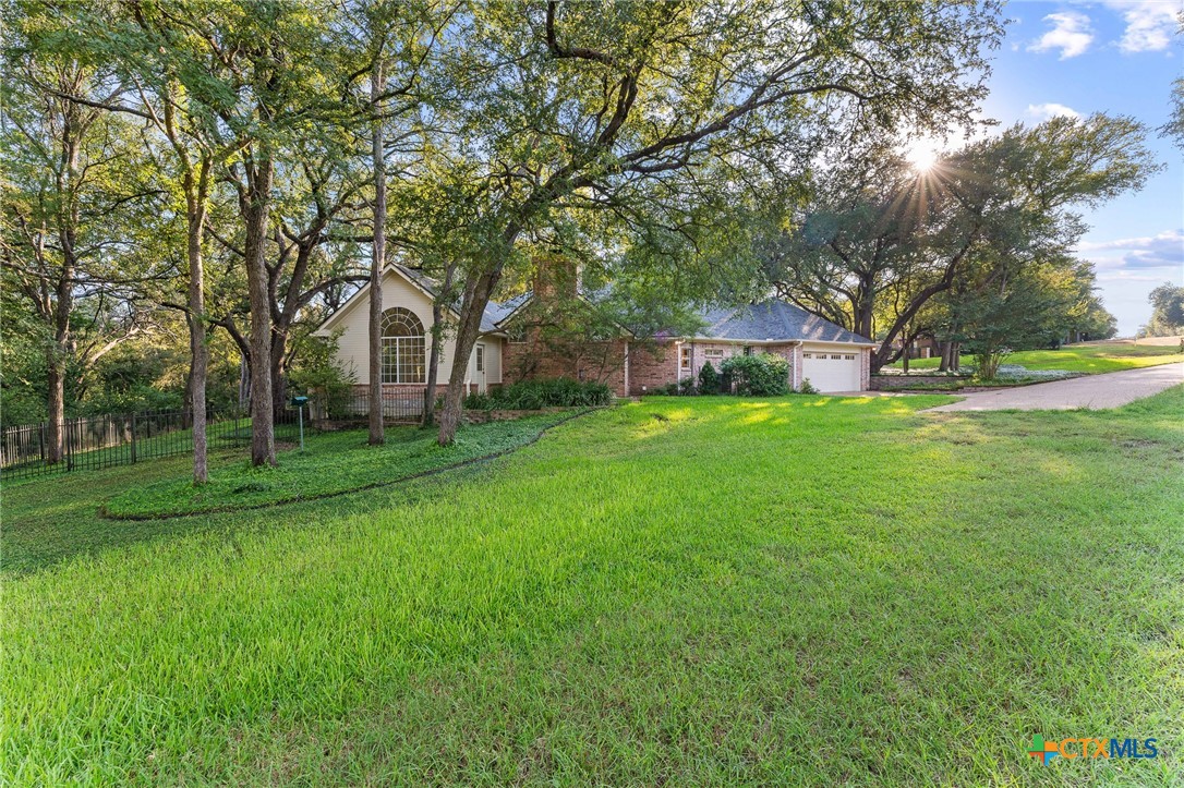508 Riverwood Drive Property Photo 5