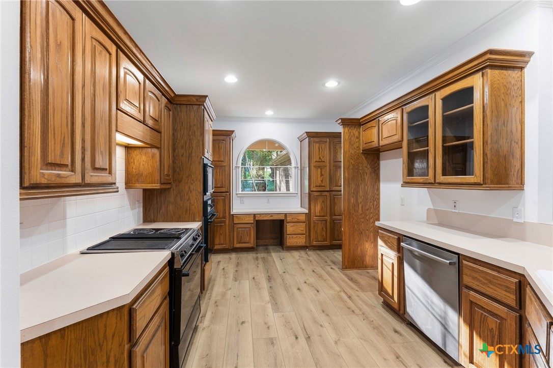 508 Riverwood Drive Property Photo 13