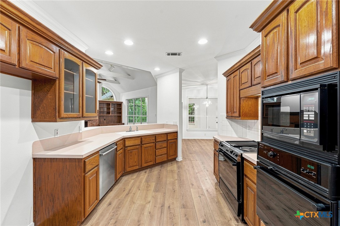 508 Riverwood Drive Property Photo 14