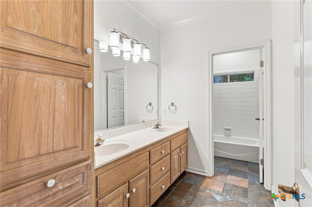 508 Riverwood Drive Property Photo 30