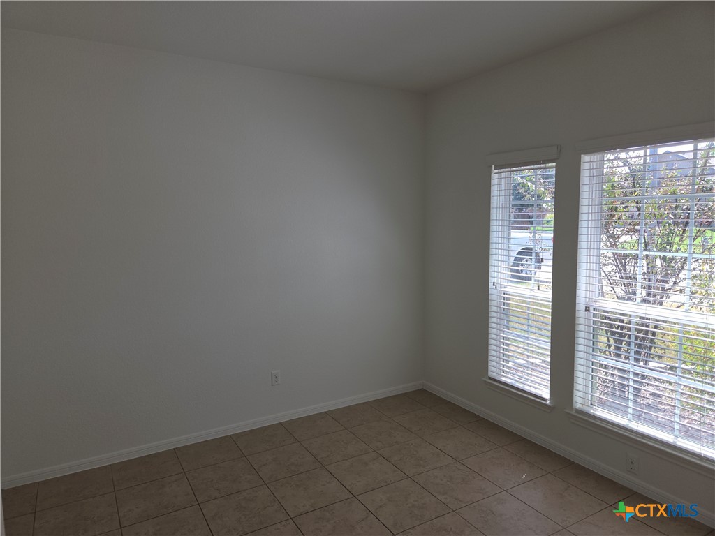 512 Wyndham Hill Parkway Property Photo 3