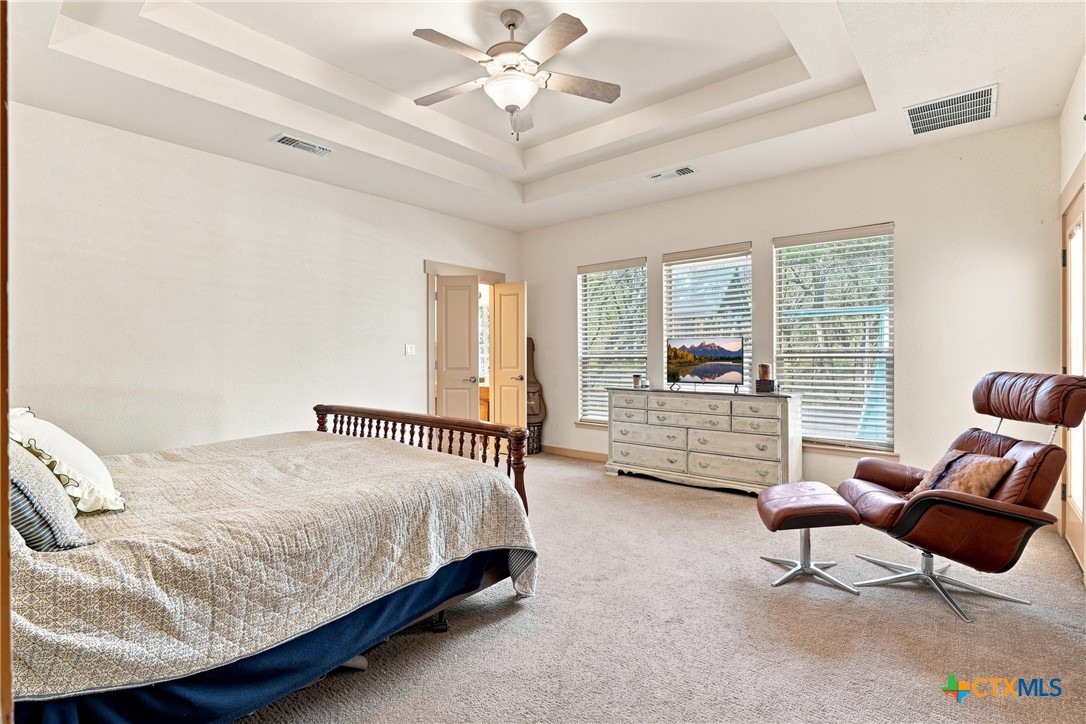 2 Trophy Lane Property Photo 14
