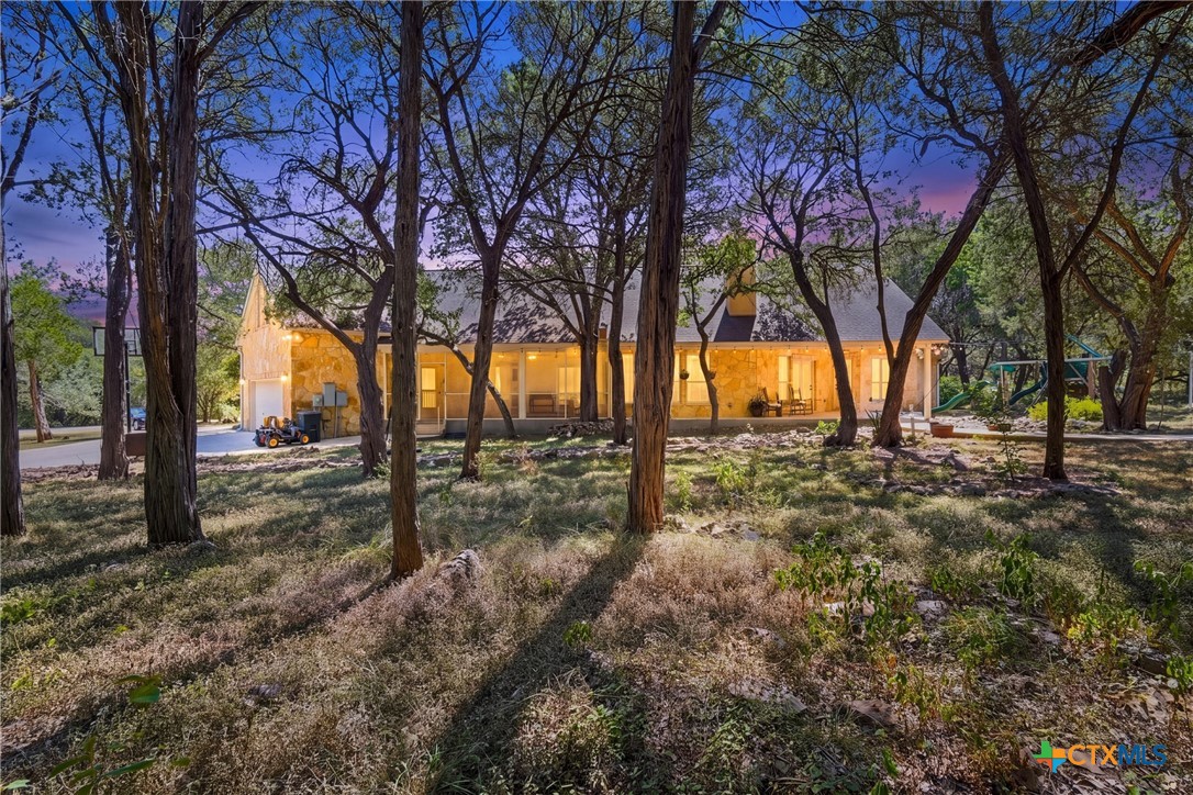 2 Trophy Lane Property Photo 36