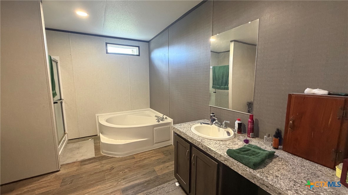 1103 Cr 260 Property Photo 8