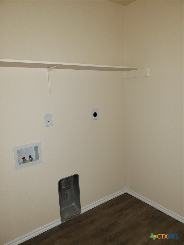 704 Liberty Valley Drive Property Photo 14