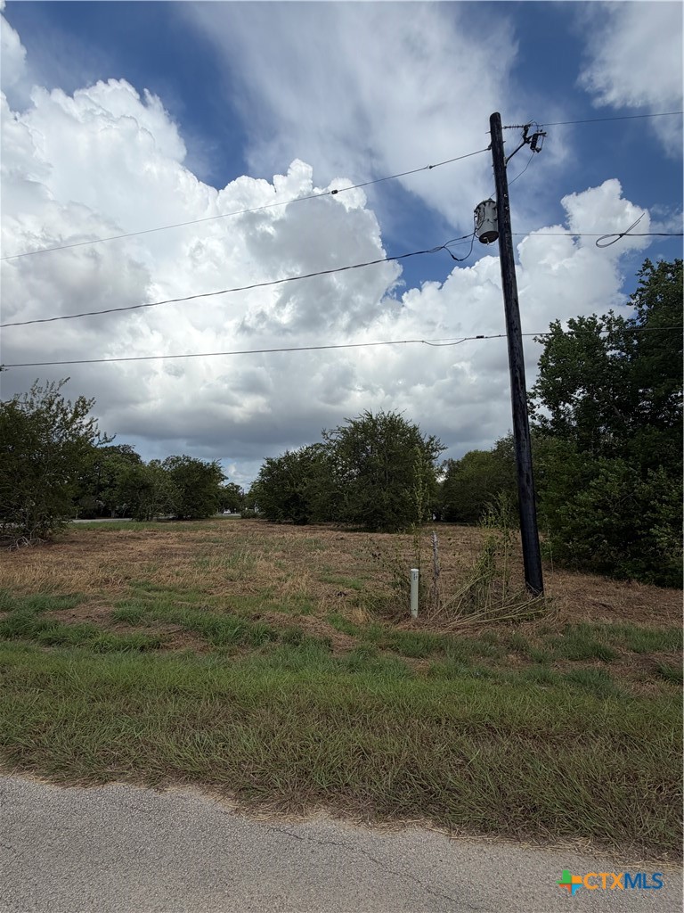502 E Houston Street Property Photo 2