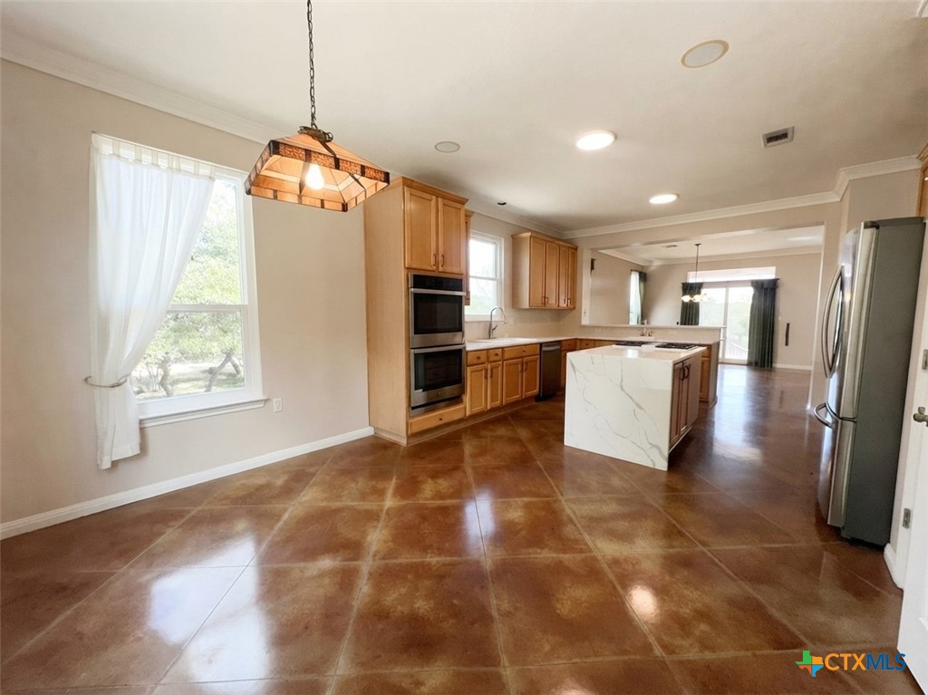 425 Crestwood Drive Property Photo 13