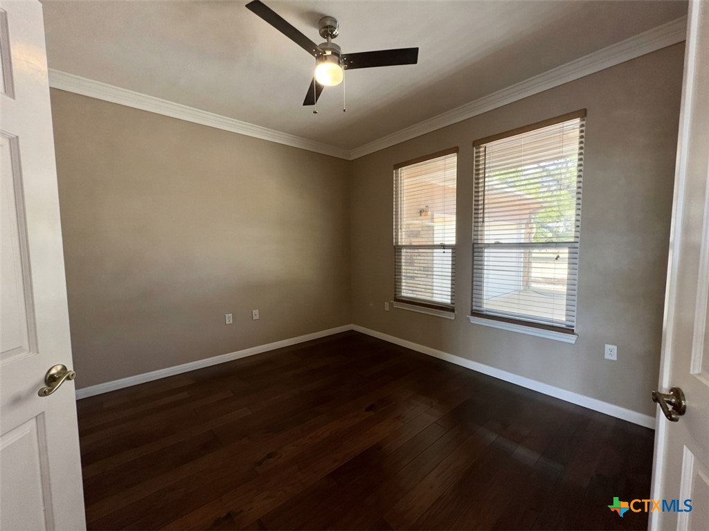 425 Crestwood Drive Property Photo 15