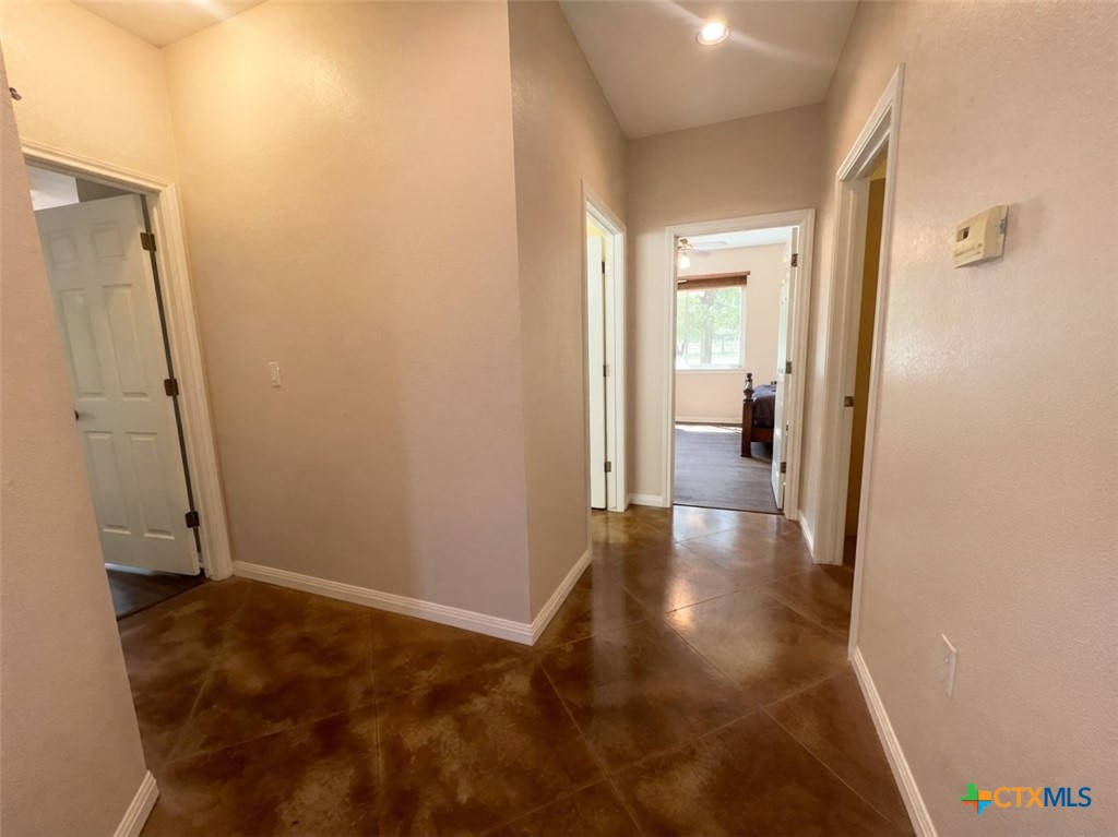 425 Crestwood Drive Property Photo 16