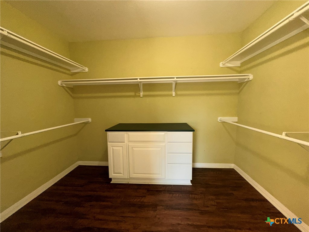 425 Crestwood Drive Property Photo 21