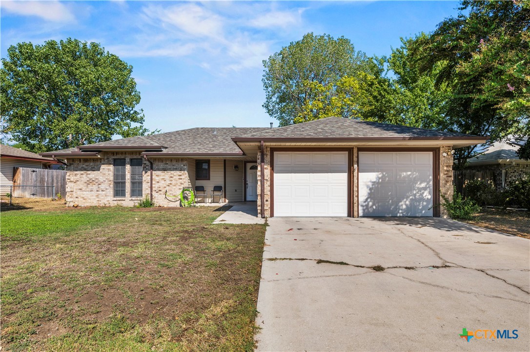 3213 Forest Hill Drive Property Photo 1