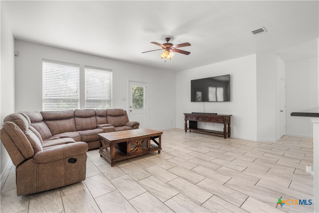517 Pumpkin Drive Property Photo 12