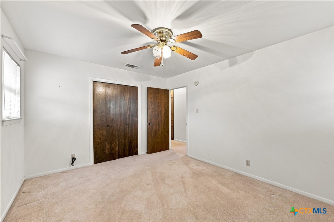 484 Thompson Road Property Photo 20