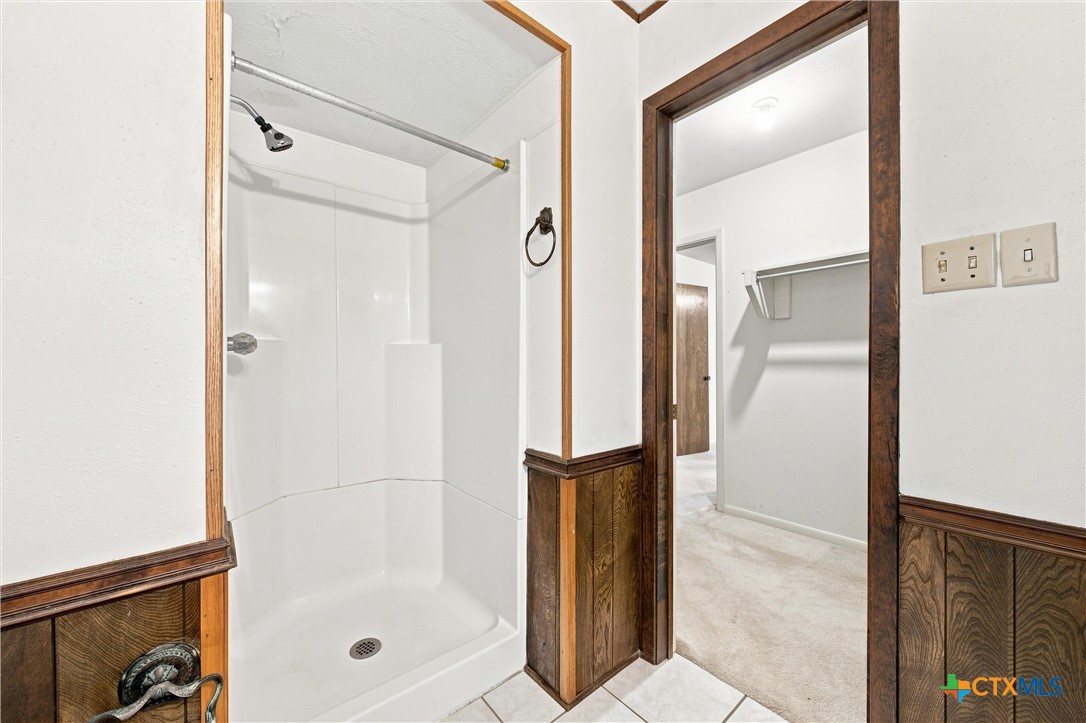 484 Thompson Road Property Photo 24