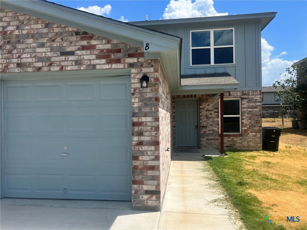 2814 Leroy Circle B Property Photo 1