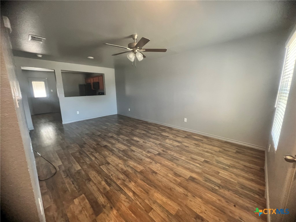 2814 Leroy Circle B Property Photo 2