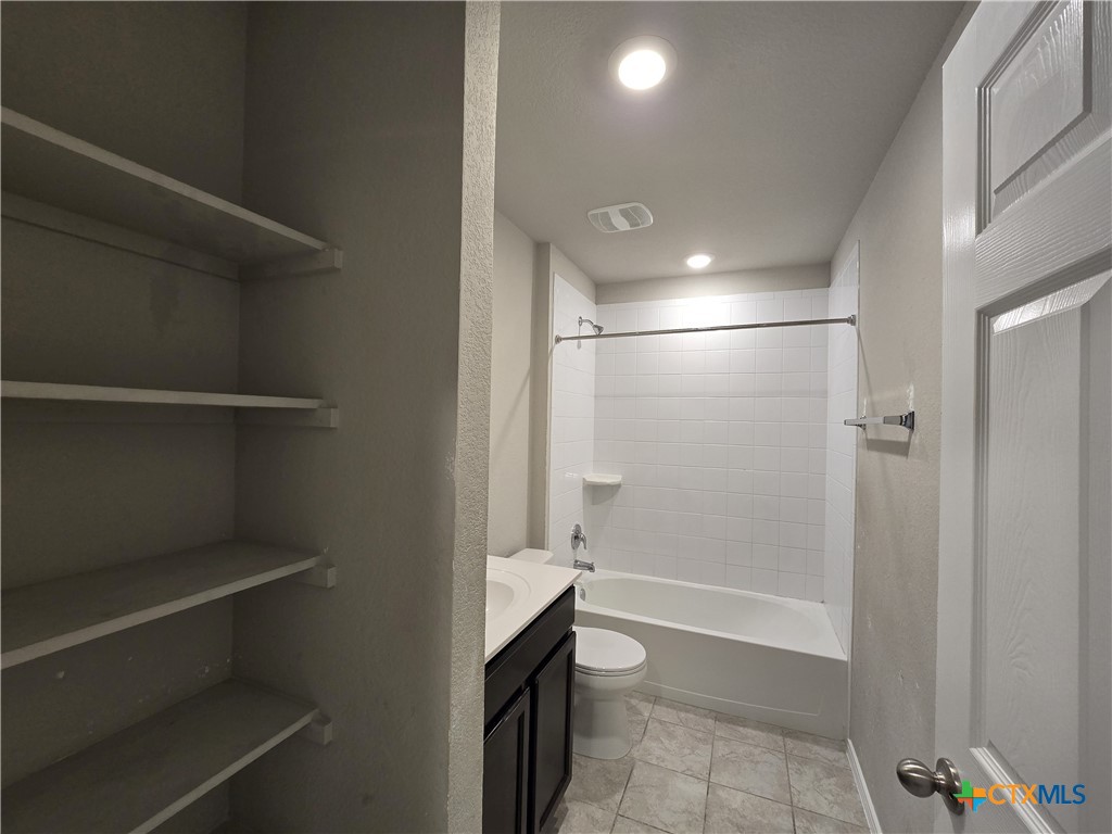4906 Brody Drive Property Photo 16