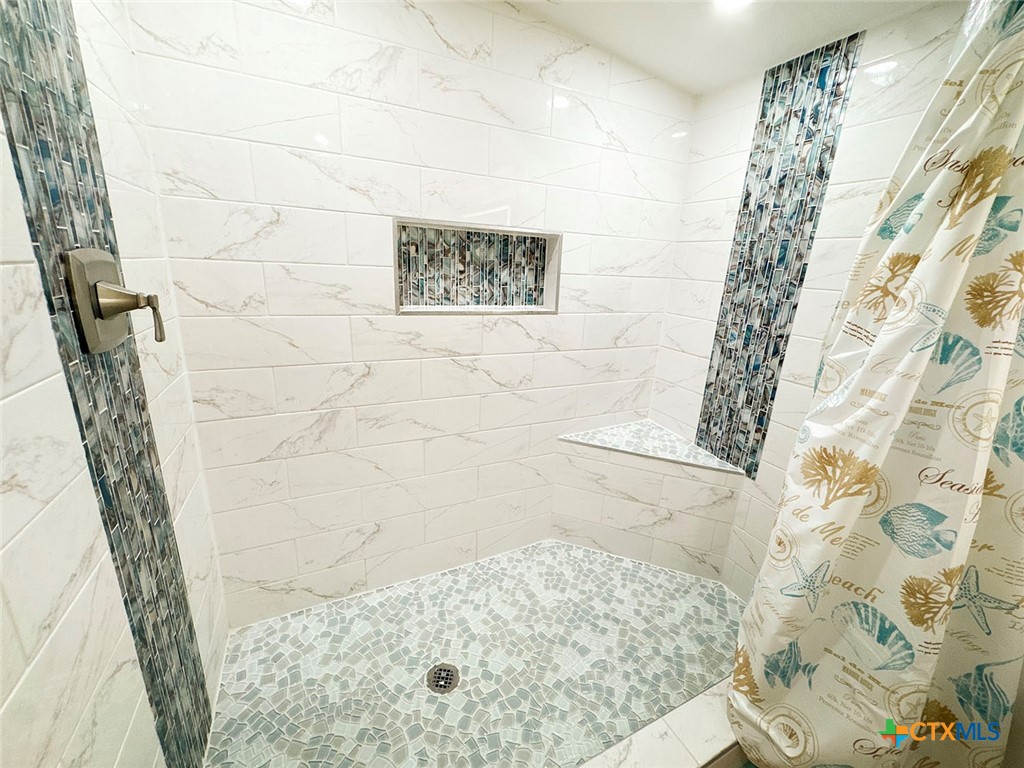 807 Madison Avenue Property Photo 28