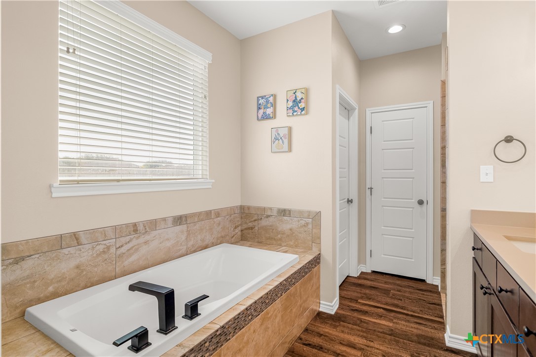 106 Montalcino Court Property Photo 22
