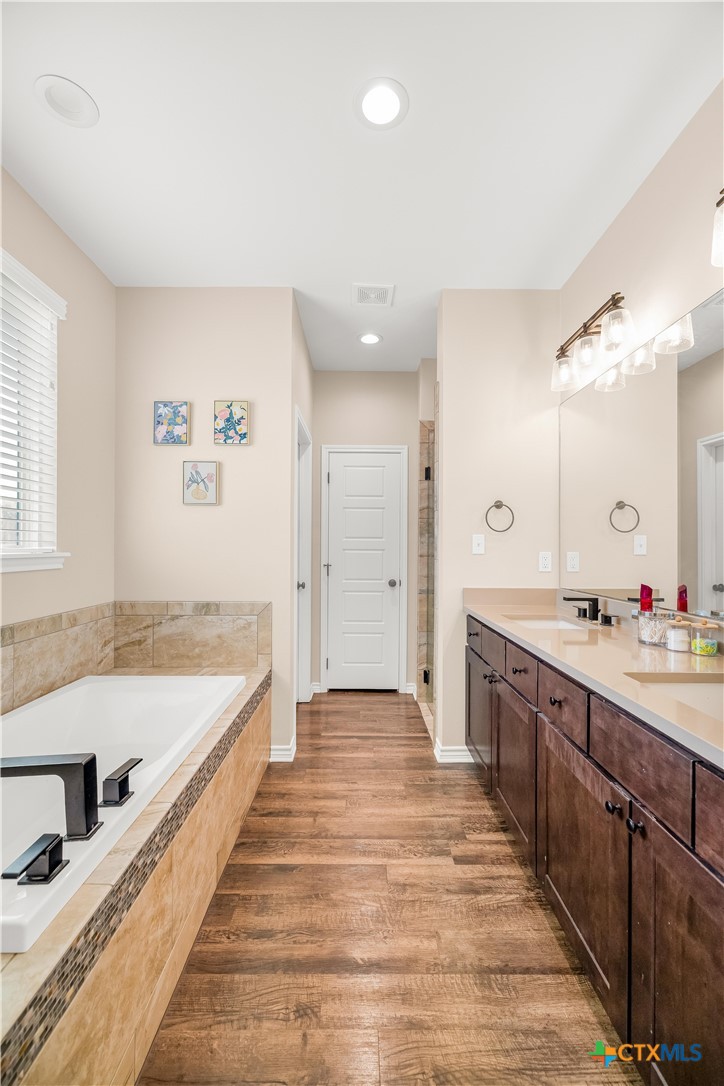 106 Montalcino Court Property Photo 25